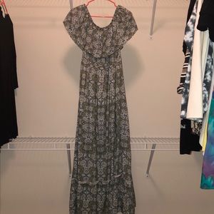 Francesa’s Green maxi dress NWT